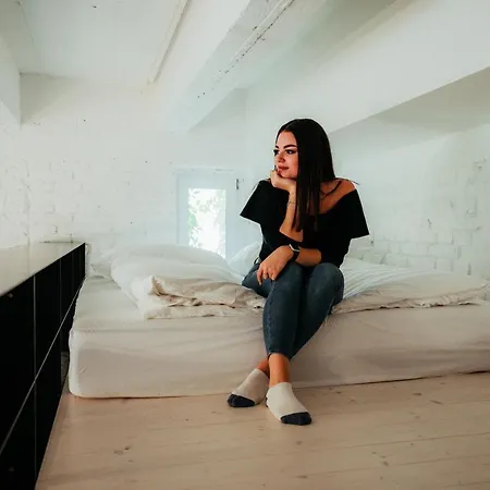 Smaltovna Loft D דירה Lučenec