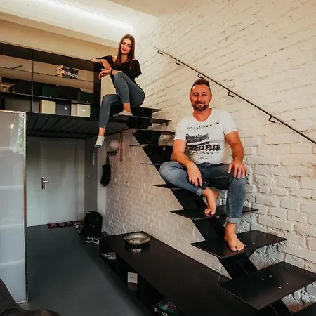 Smaltovna Loft D Apartamento *
